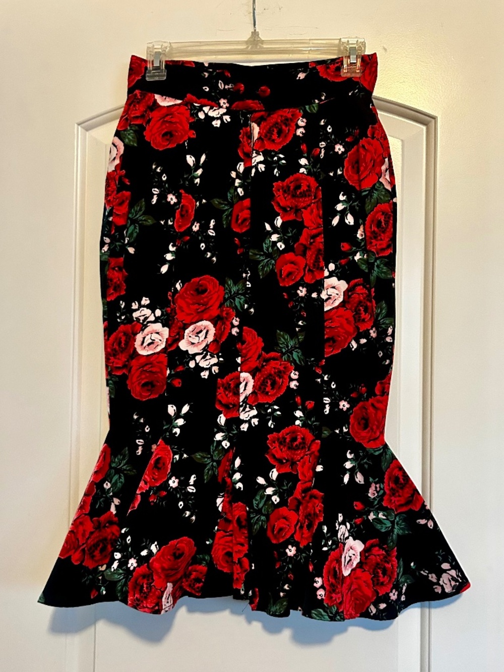 Deadly Dames Vintage Rose Mermaid Pencil Skirt